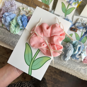 Scrunchie flower card.