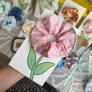 Scrunchie flower card.